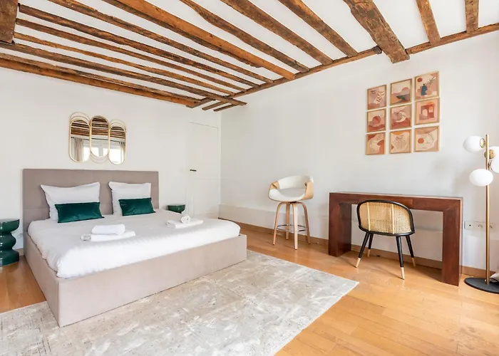 Charming Air-conditioned - Saint Germain דירה *